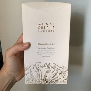 Monat Brilliant Blonde Set
